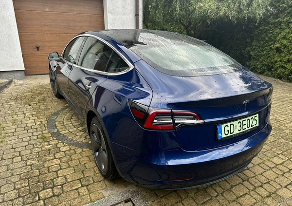 Tesla Model 3 cena 111000 przebieg: 80000, rok produkcji 2019 z Zbąszyń małe 29